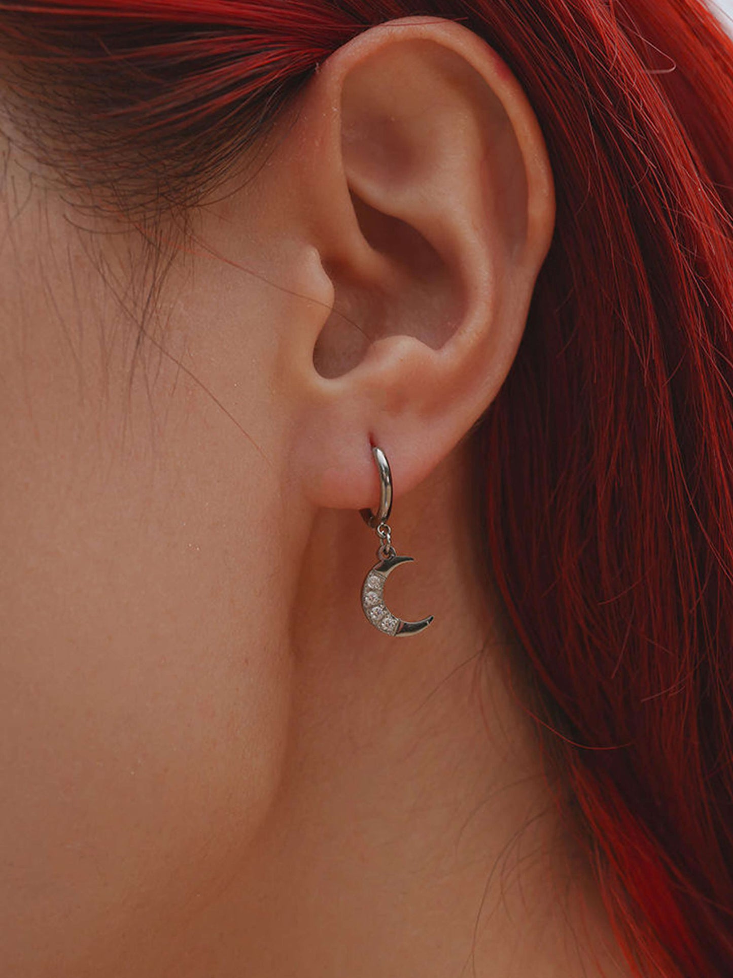 Clara Star Moon Hoop Piercing