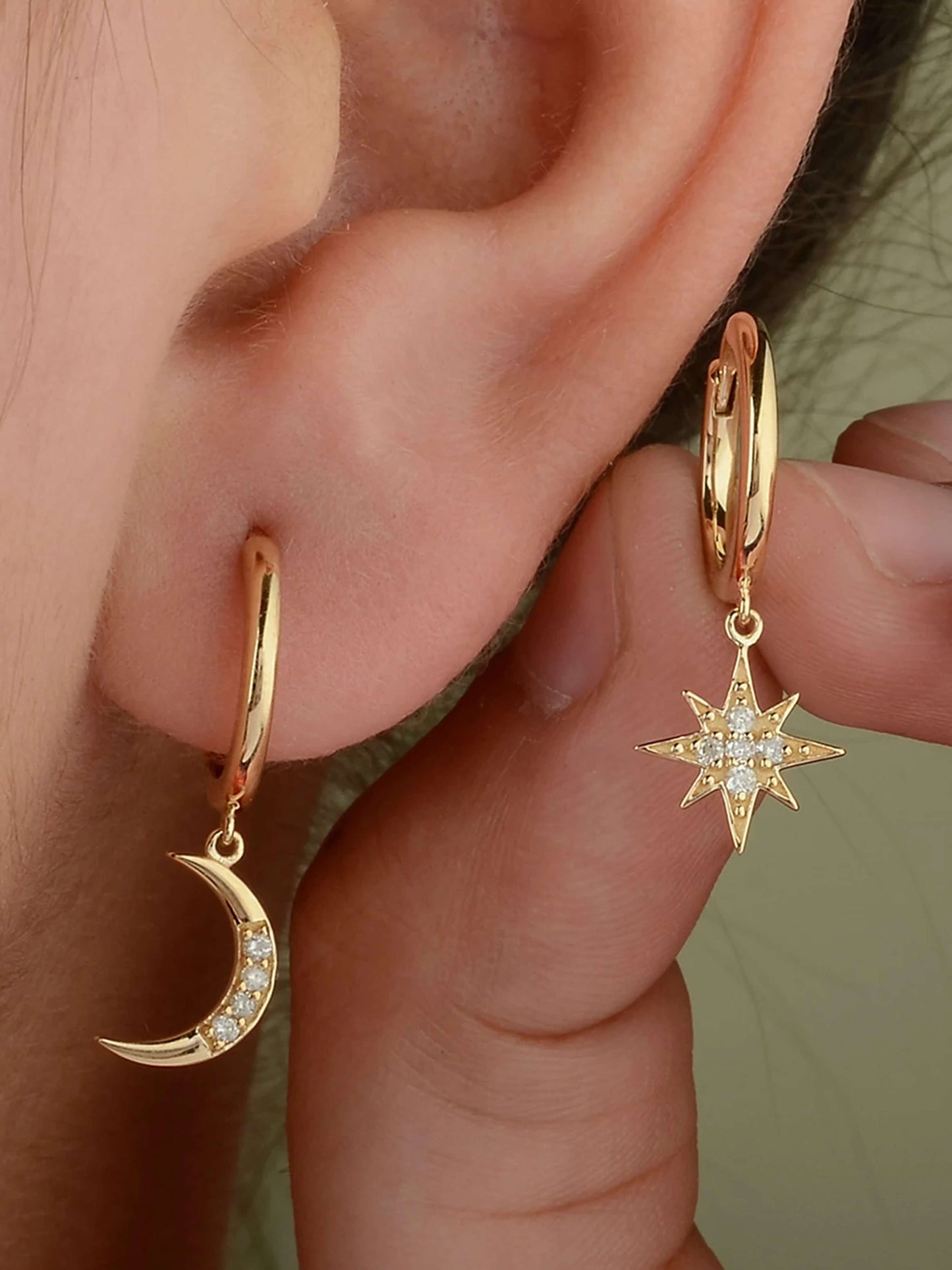Clara Star Moon Hoop Piercing