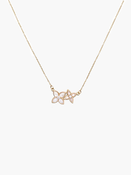 ZEYA - Camellia Gold Necklace - Adjustable 18 Carat Gold Plated Daisy Design for Perfect Fit