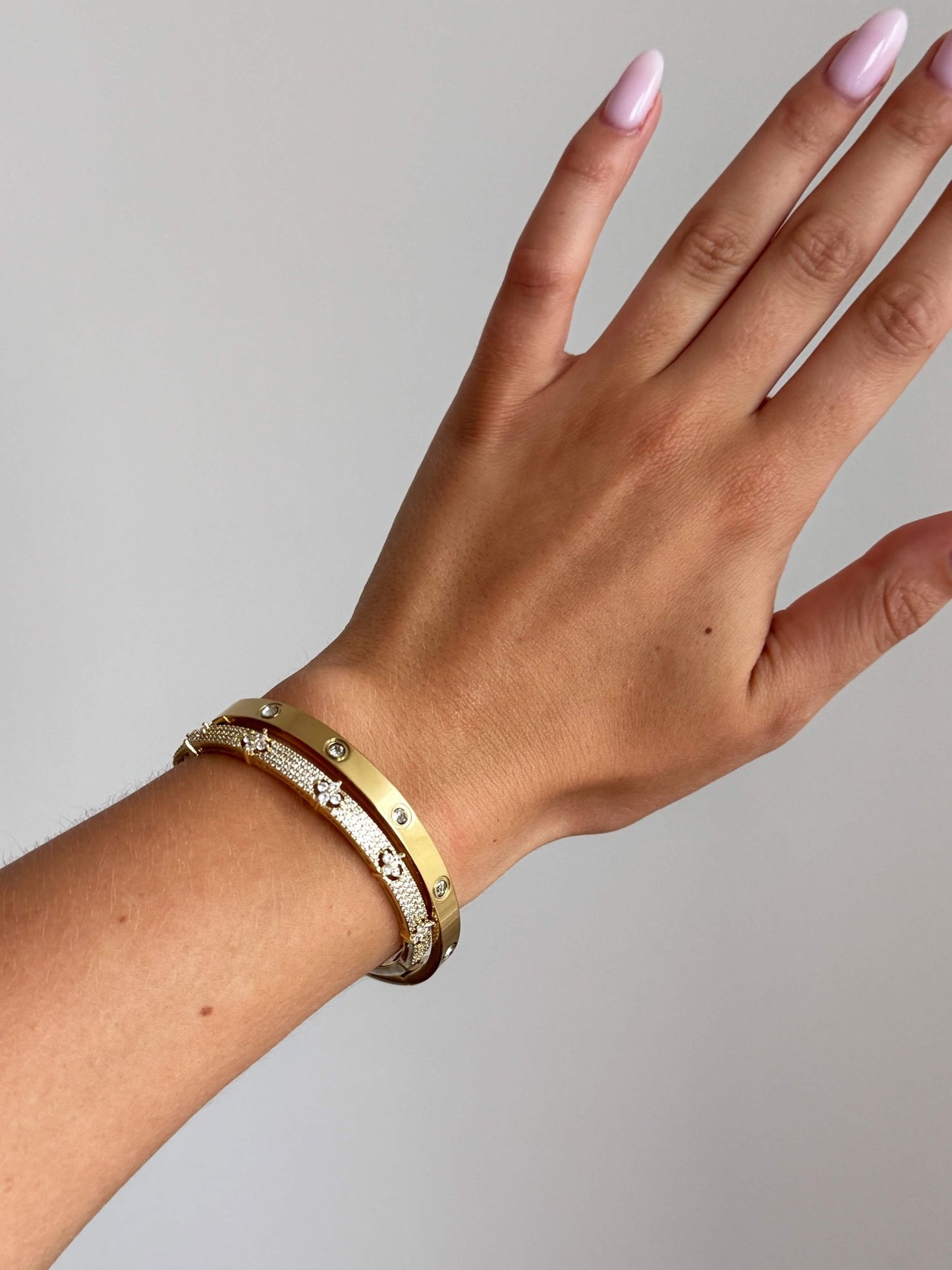 ZEYA - Zirconia Bangle